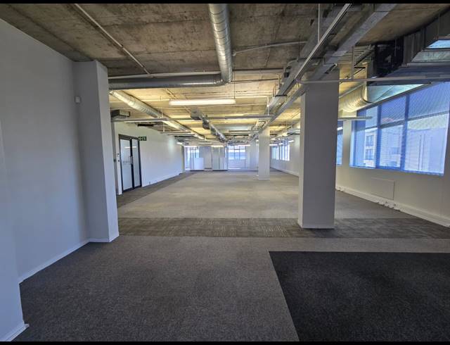 395M² OFFICE TO LET IN TYGER VALLEY